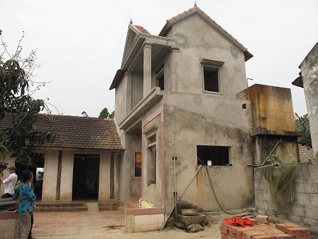 Hơn 86.000 hộ nghèo có thể được hỗ trợ xây nhà tránh lũ